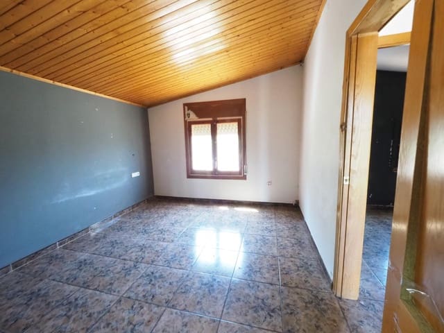 6 Zimmer Villa zu verkaufen in El Pont de Vilomara, El Pont de Vilomara i Rocafort mit Pool Garage - 399.000 € (Ref: 9936378)