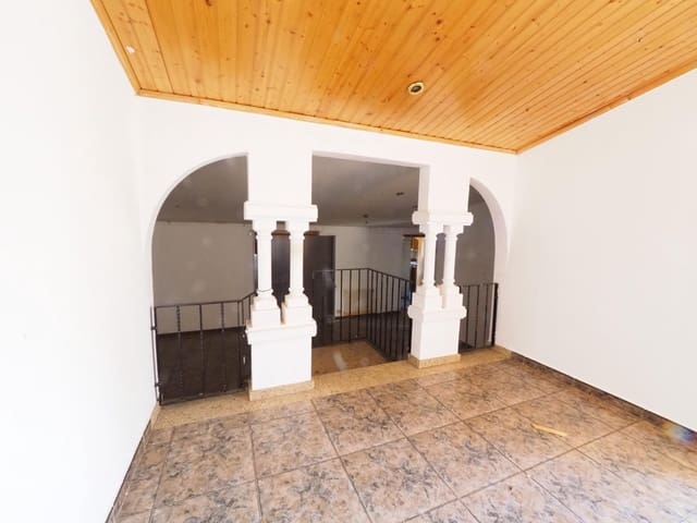 6 Zimmer Villa zu verkaufen in El Pont de Vilomara, El Pont de Vilomara i Rocafort mit Pool Garage - 399.000 € (Ref: 9936378)