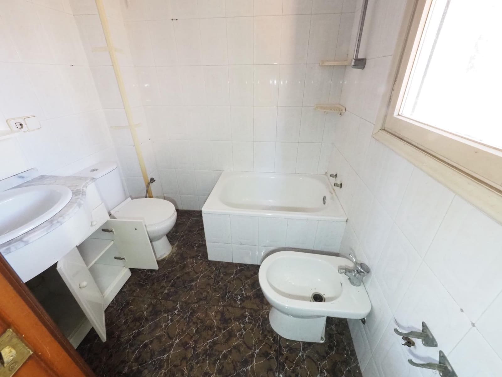 6 Zimmer Villa zu verkaufen in El Pont de Vilomara i Rocafort mit Pool Garage - 399.000 € (Ref: 9936378)