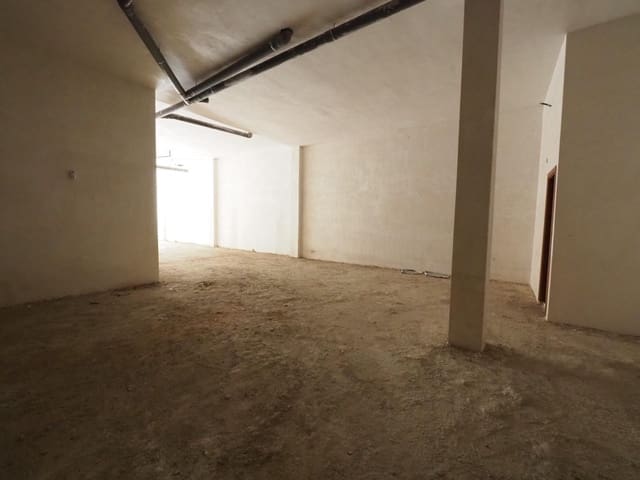 Erhverv til salg i Terrassa - € 123.000 (Ref: 9944145)