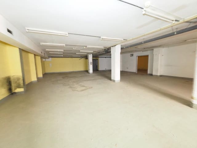 Commercial for sale in Rubí - € 210,000 (Ref: 9944146)