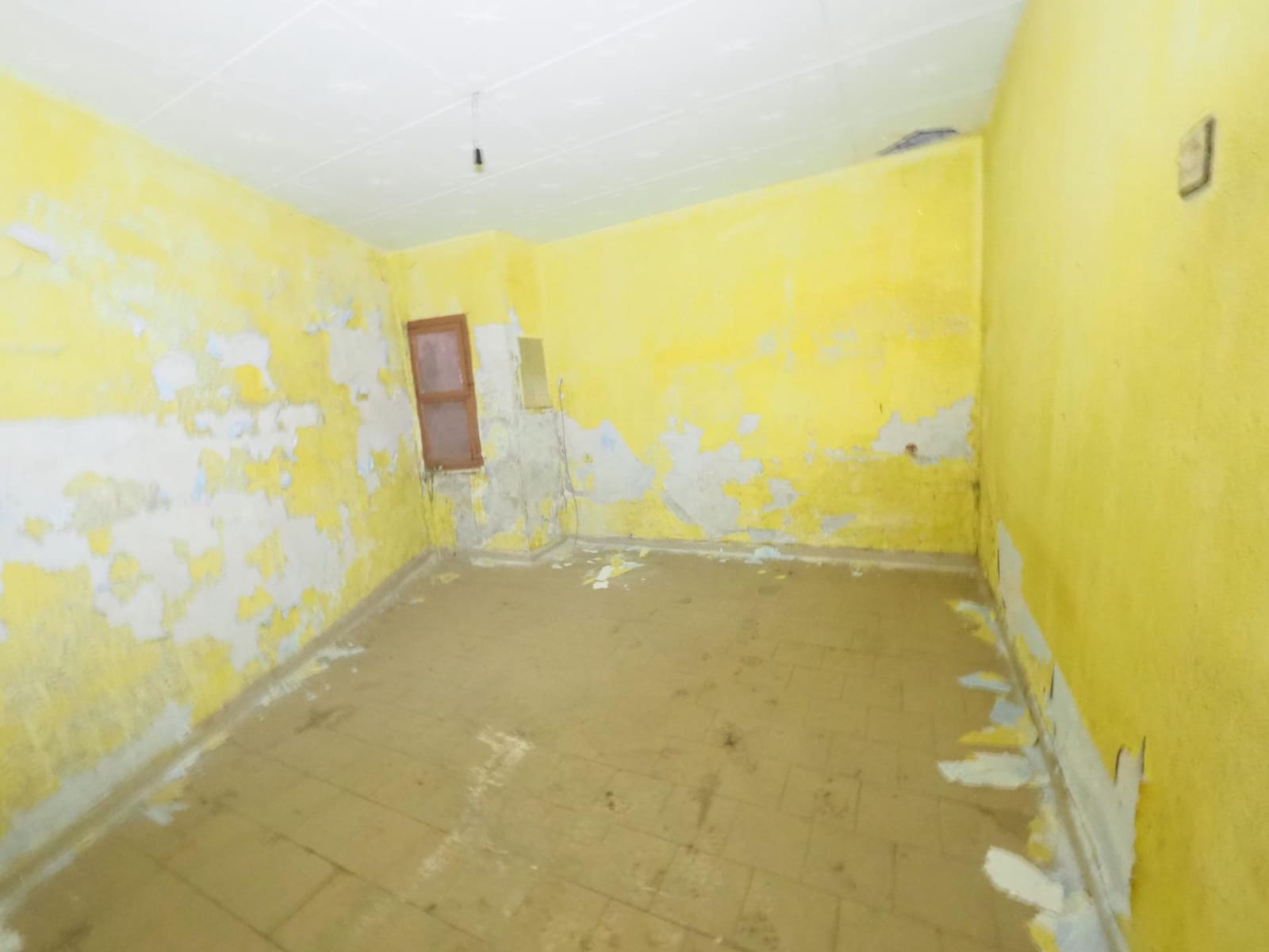3 bedroom Commercial for sale in Sant Joan de Vilatorrada - € 49,000 (Ref: 9944147)