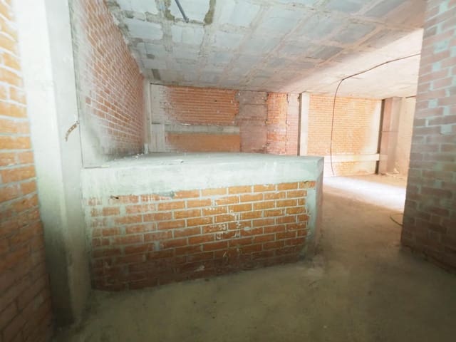 Erhverv til salg i Cerdanyola del Vallès - € 98.000 (Ref: 9944149)