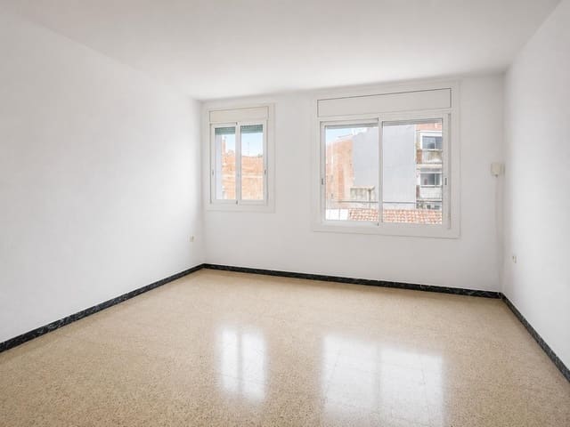 3 slaapkamer Flat te koop in Terrassa - € 125.000 (Ref: 9947890)