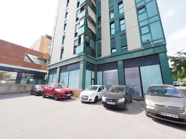 Kommersiell till salu i Terrassa - 47 000 € (Ref: 9952600)