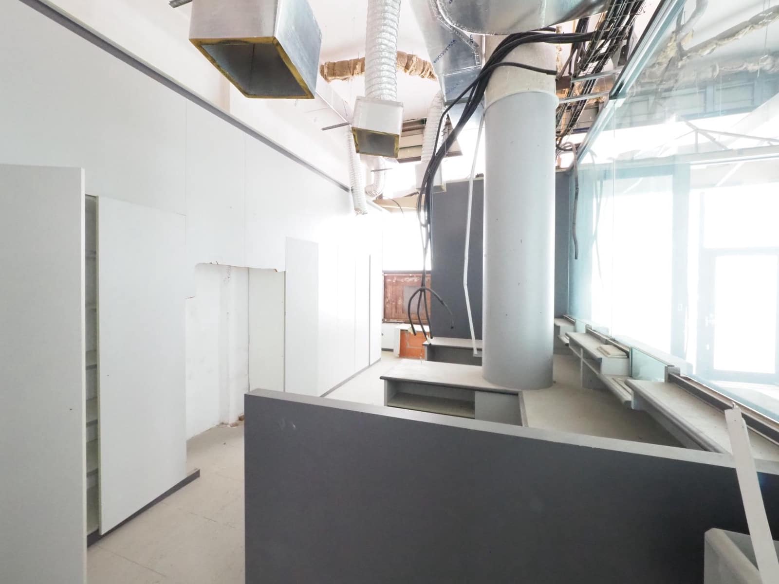 Kommersiell till salu i Terrassa - 56 000 € (Ref: 9952601)