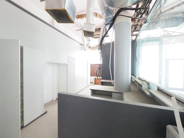 Kommersiell till salu i Terrassa - 56 000 € (Ref: 9952601)