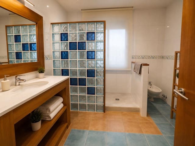 5 chambre Villa/Maison à vendre à Sant Fruitós de Bages avec garage - 715 000 € (Ref: 9952603)