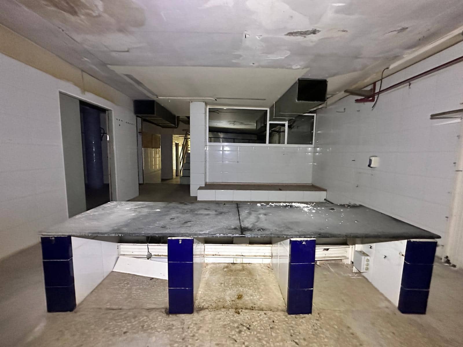 Commercial for sale in Cerdanyola del Valles - € 206,000 (Ref: 9954213)