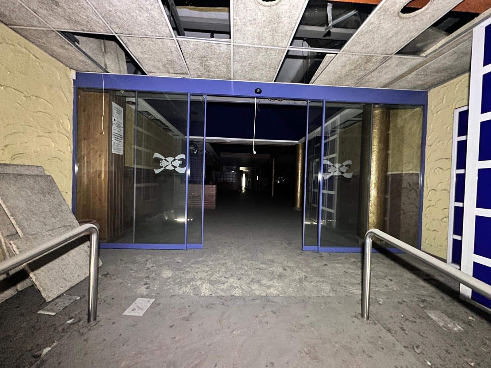 Commercial for sale in Cerdanyola del Valles - € 206,000 (Ref: 9954213)