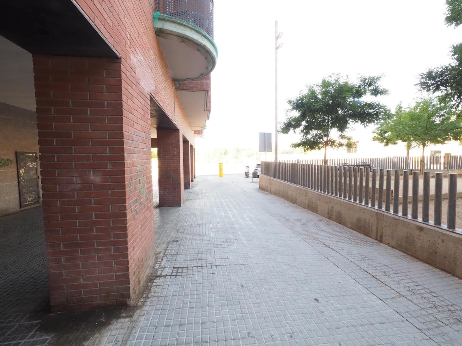 Commercial for sale in Olesa de Montserrat - € 69,000 (Ref: 9957955)