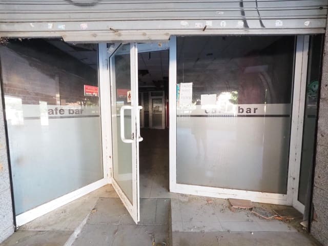 Commercial for sale in Olesa de Montserrat - € 69,000 (Ref: 9957955)