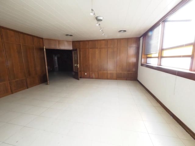 Kommersiell til salgs i Manresa - € 223 000 (Ref: 9965257)