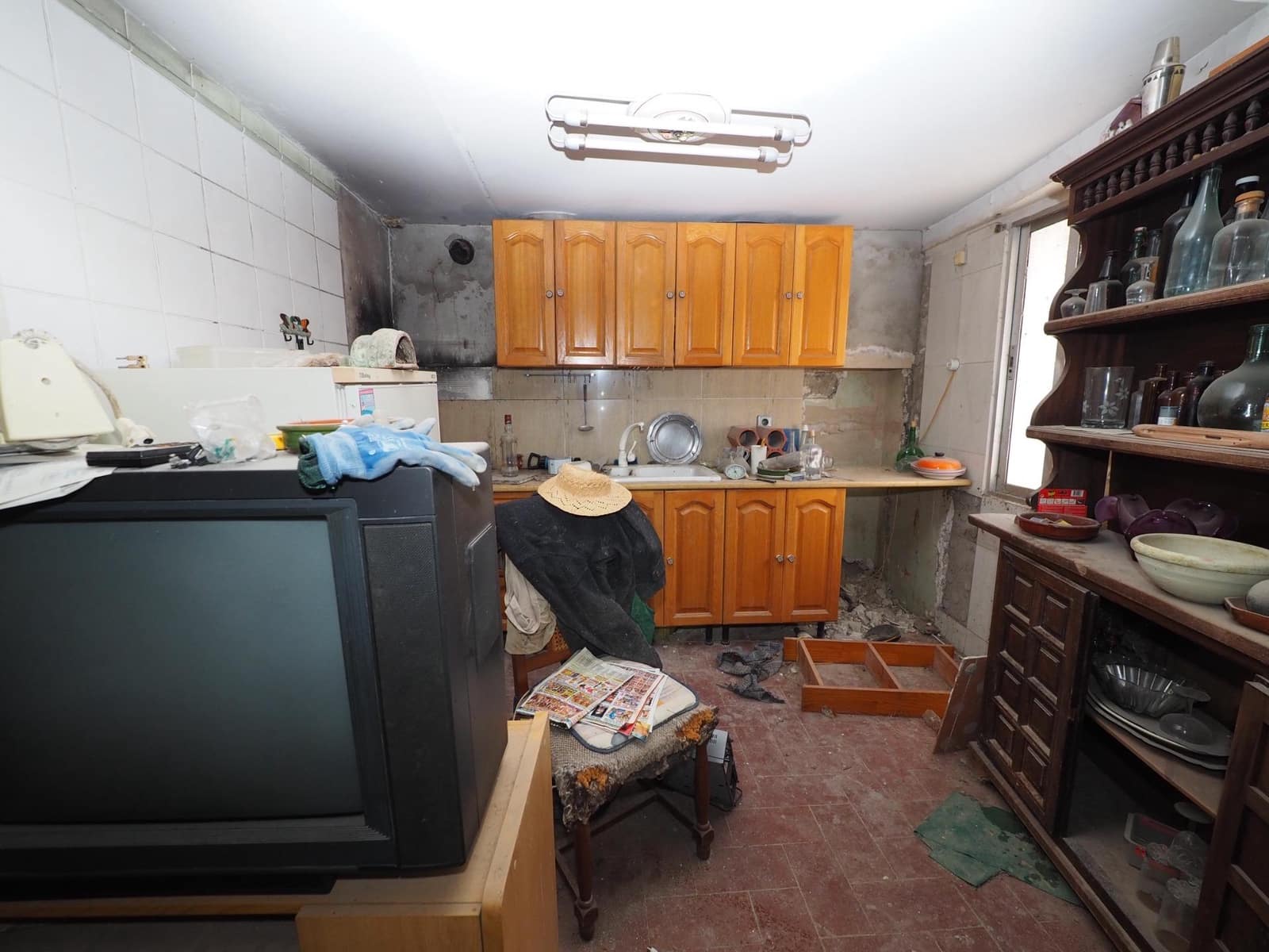 3 bedroom Townhouse for sale in Santa Margarida de Montbui with garage - € 59,000 (Ref: 9965258)