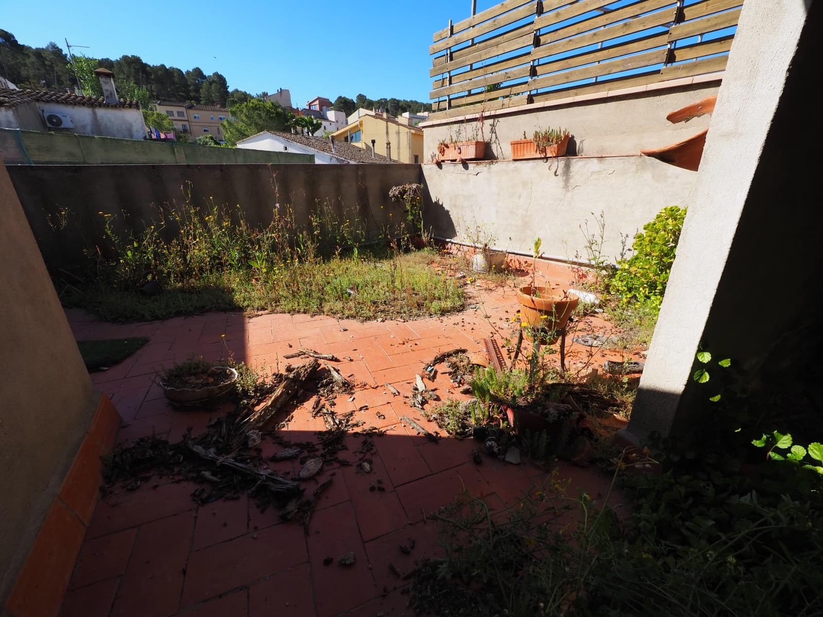 3 bedroom Townhouse for sale in Santa Margarida de Montbui with garage - € 59,000 (Ref: 9965258)