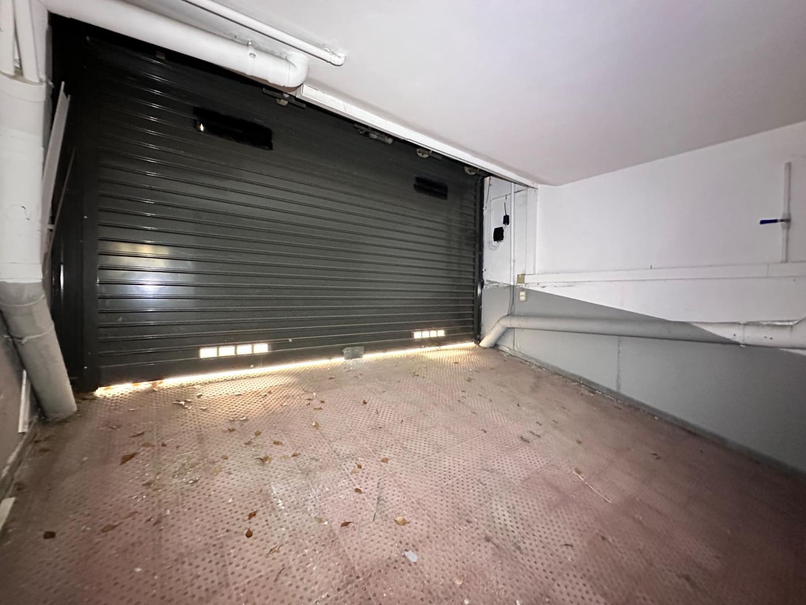 4 makuuhuone Huvila myytävänä paikassa Martorelles mukana 
autotalli - 365 000 € (Ref: 9965259)