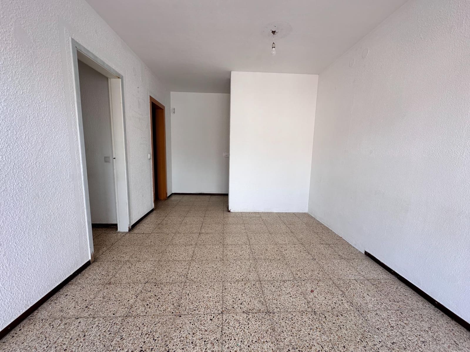 3 bedroom Flat for sale in Rubi - € 150,000 (Ref: 9966633)