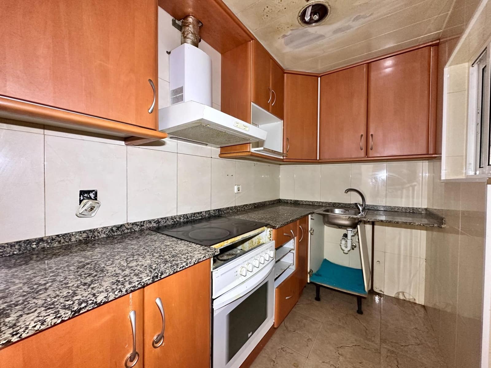 3 bedroom Flat for sale in Rubi - € 150,000 (Ref: 9966633)