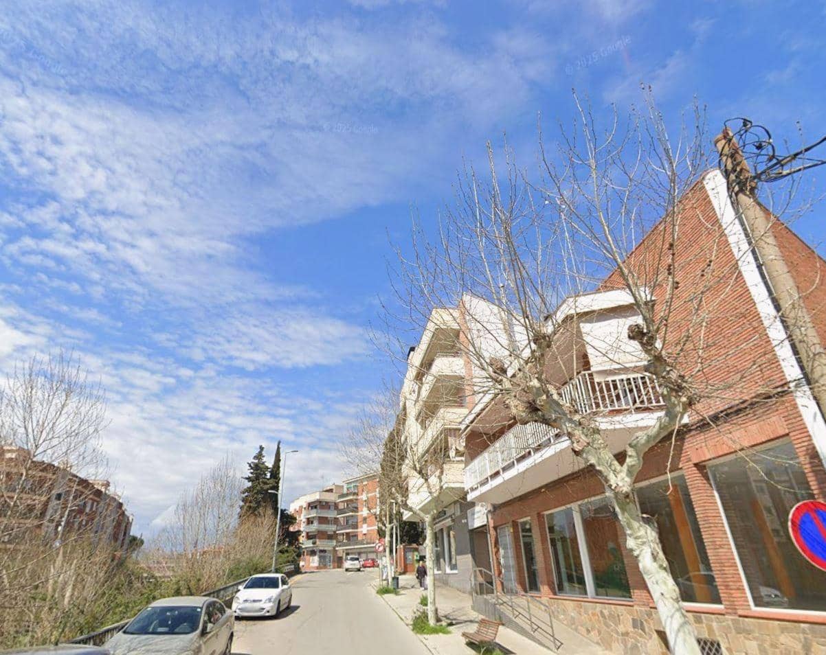 3 bedroom Flat for sale in Tordera - € 140,000 (Ref: 9970584)