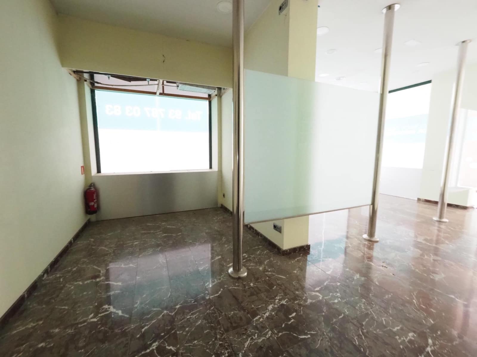 Commercial for sale in Terrassa - € 200,000 (Ref: 9970585)