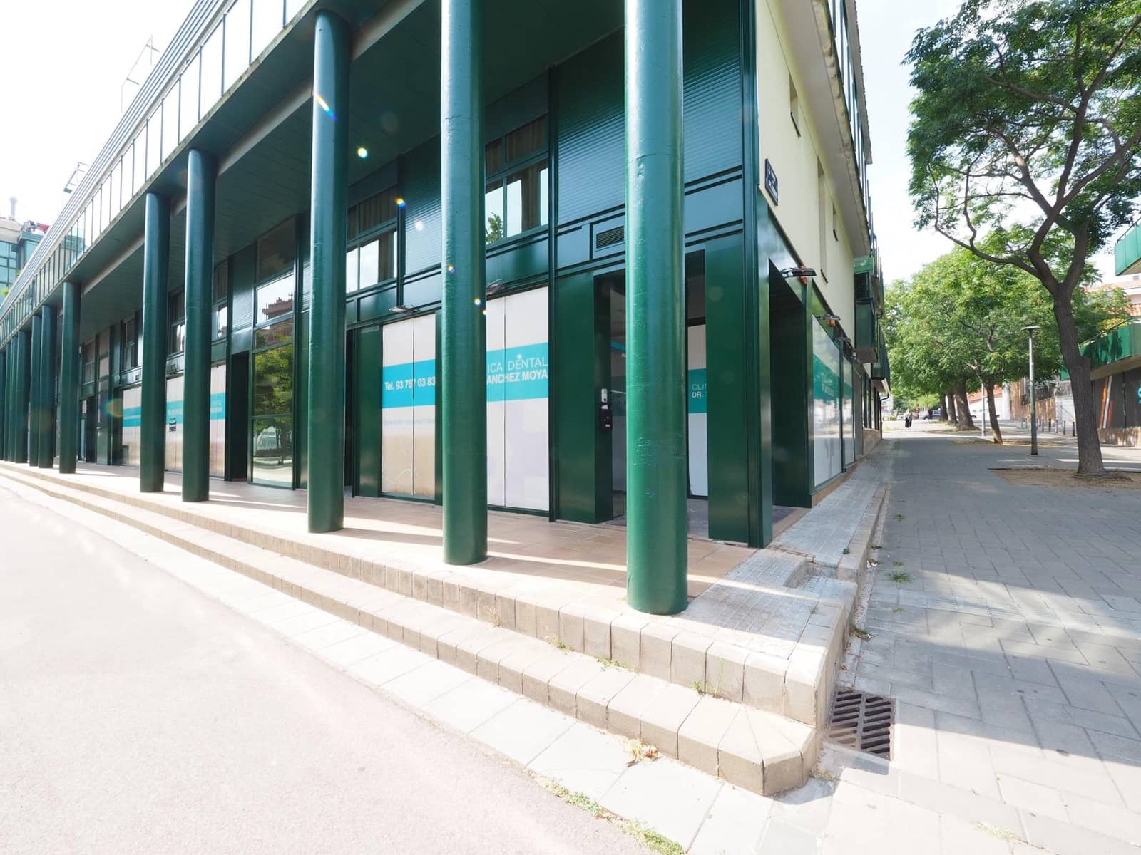 Commercial for sale in Terrassa - € 200,000 (Ref: 9970585)