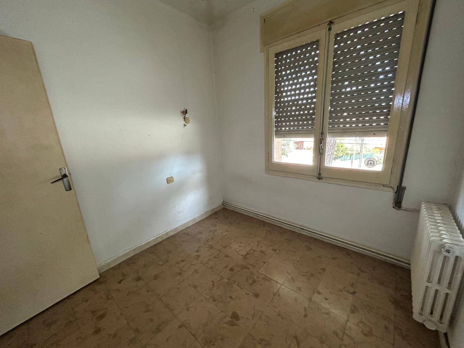 3 soveværelse Villa til salg i La Torre de Claramunt - € 290.000 (Ref: 9977304)