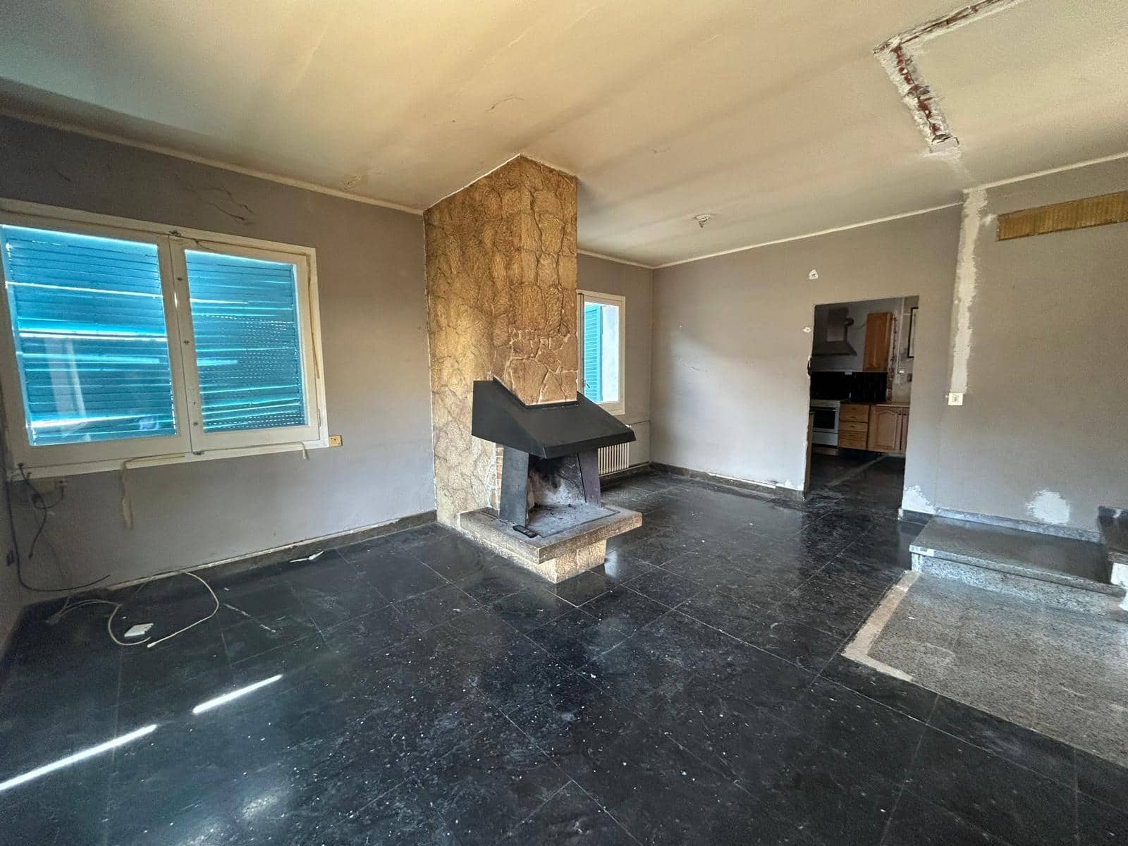 3 soveværelse Villa til salg i La Torre de Claramunt - € 290.000 (Ref: 9977304)