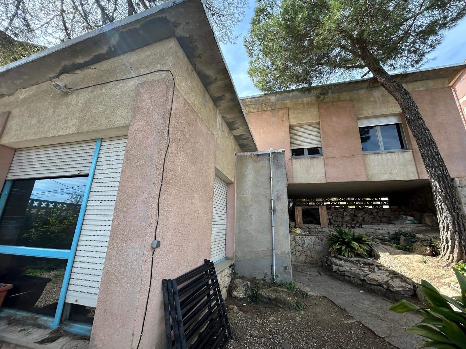 3 soveværelse Villa til salg i La Torre de Claramunt - € 290.000 (Ref: 9977304)