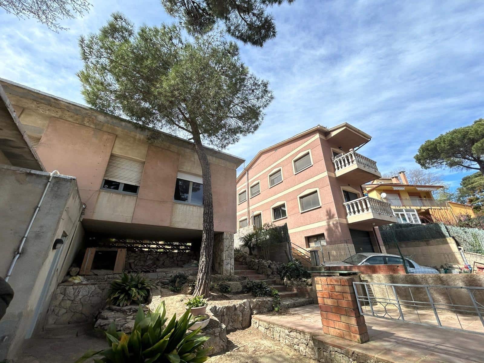 3 soveværelse Villa til salg i La Torre de Claramunt - € 290.000 (Ref: 9977304)