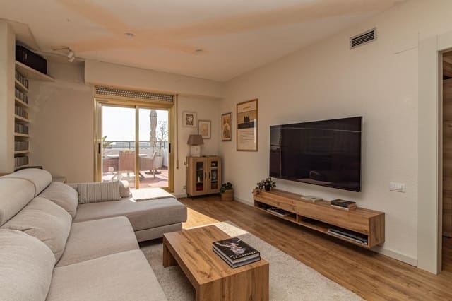 3 bedroom Penthouse for sale in Centro, Castelló de la Plana - € 275,000 (Ref: 10015593)