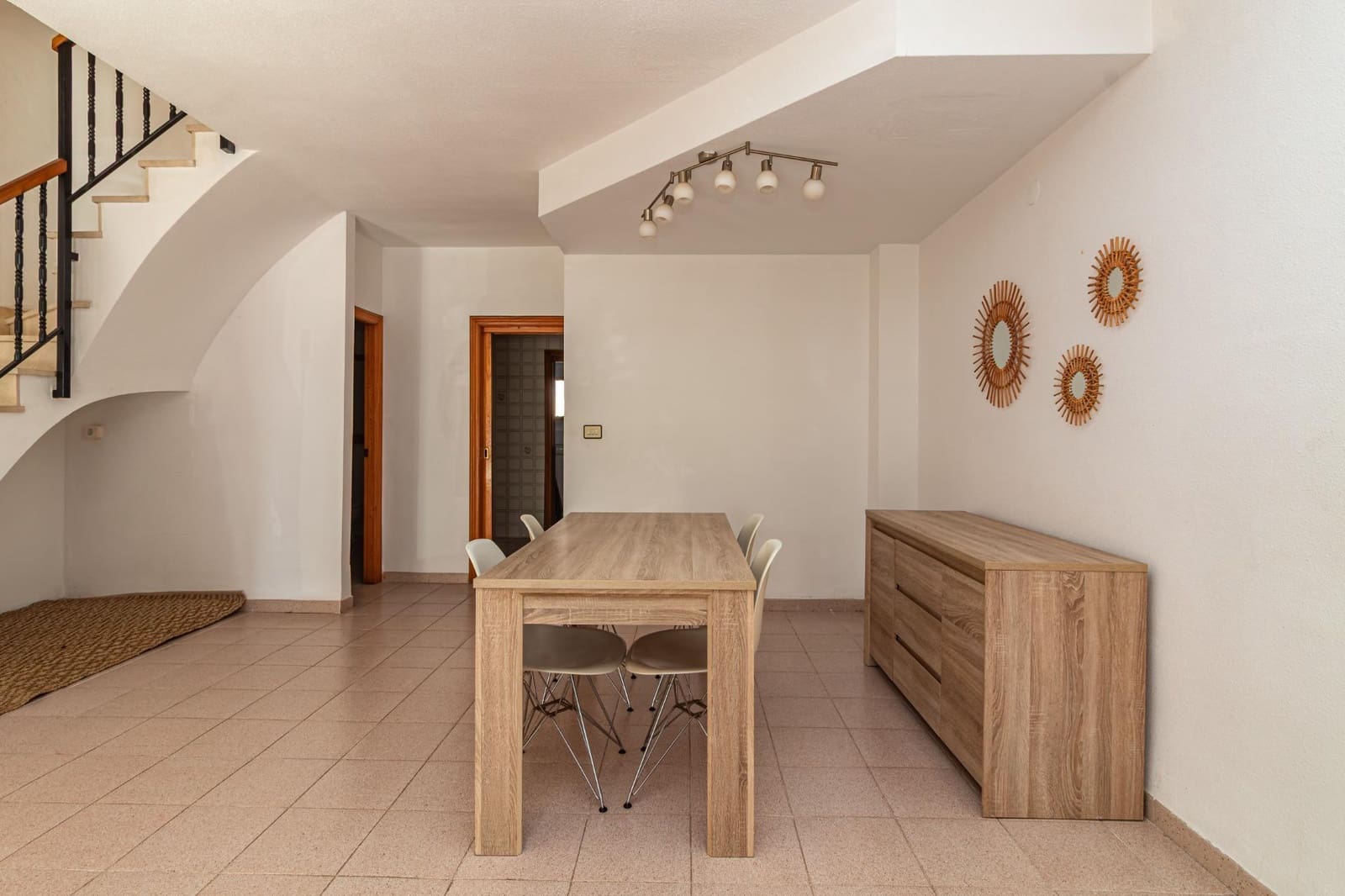 4 bedroom Terraced Villa for sale in Moncofa with garage - € 300,000 (Ref: 10062264)