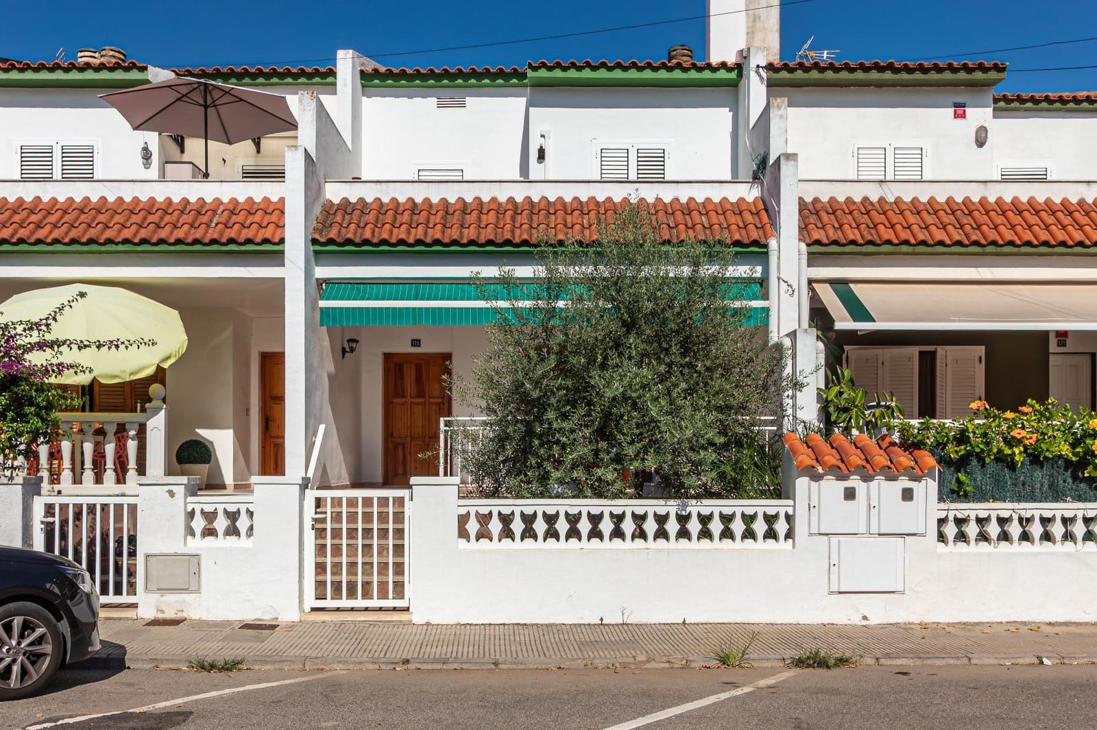 4 bedroom Terraced Villa for sale in Moncofa with garage - € 300,000 (Ref: 10062264)