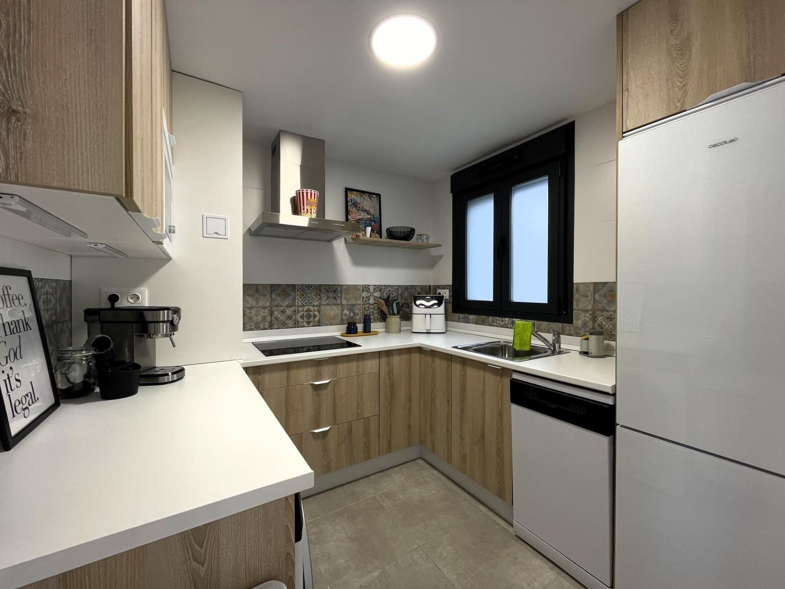 2 sovrum Lägenhet att hyra i Oropesa  med garage - 900 € (Ref: 10120207)