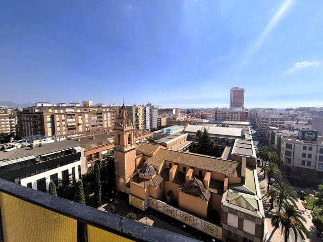 4 makuuhuone Asunto vuokrattavana paikassa Centro, Castelló de la Plana - 1 200 € (Ref: 10147139)