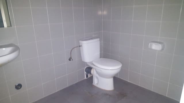 Commercial for sale in Sur, Castelló de la Plana - € 95,000 (Ref: 6227757)