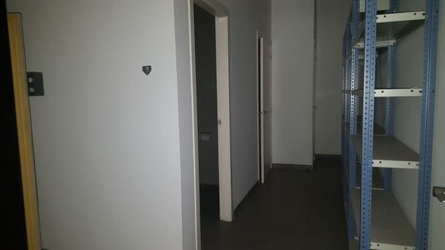 Commercial for sale in Sur, Castelló de la Plana - € 95,000 (Ref: 6227757)