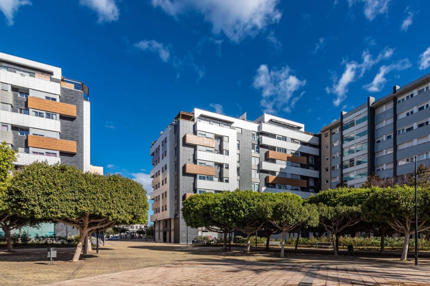 Erhverv til leje i Castello de la Plana - € 1.800 (Ref: 6475521)