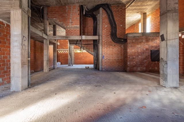 Kaupallinen vuokrattavana paikassa Este, Castelló de la Plana - 1 800 € (Ref: 6475521)