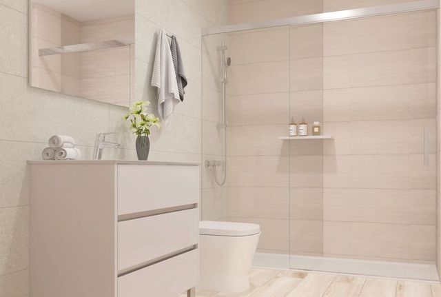 3 slaapkamer Flat te koop in Sur, Castelló de la Plana met garage - € 240.000 (Ref: 7239103)