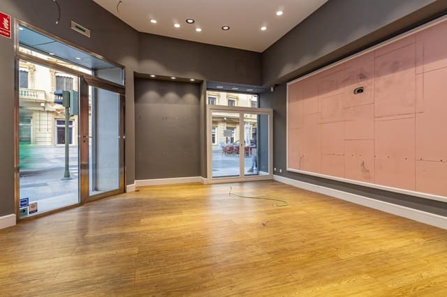 Erhverv til leje i Centro, Castelló de la Plana - € 2.900 (Ref: 7429899)