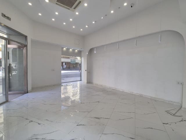 Kaupallinen vuokrattavana paikassa Centro, Castelló de la Plana - 2 900 € (Ref: 7429899)