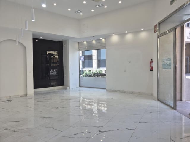 Kaupallinen vuokrattavana paikassa Centro, Castelló de la Plana - 2 900 € (Ref: 7429899)