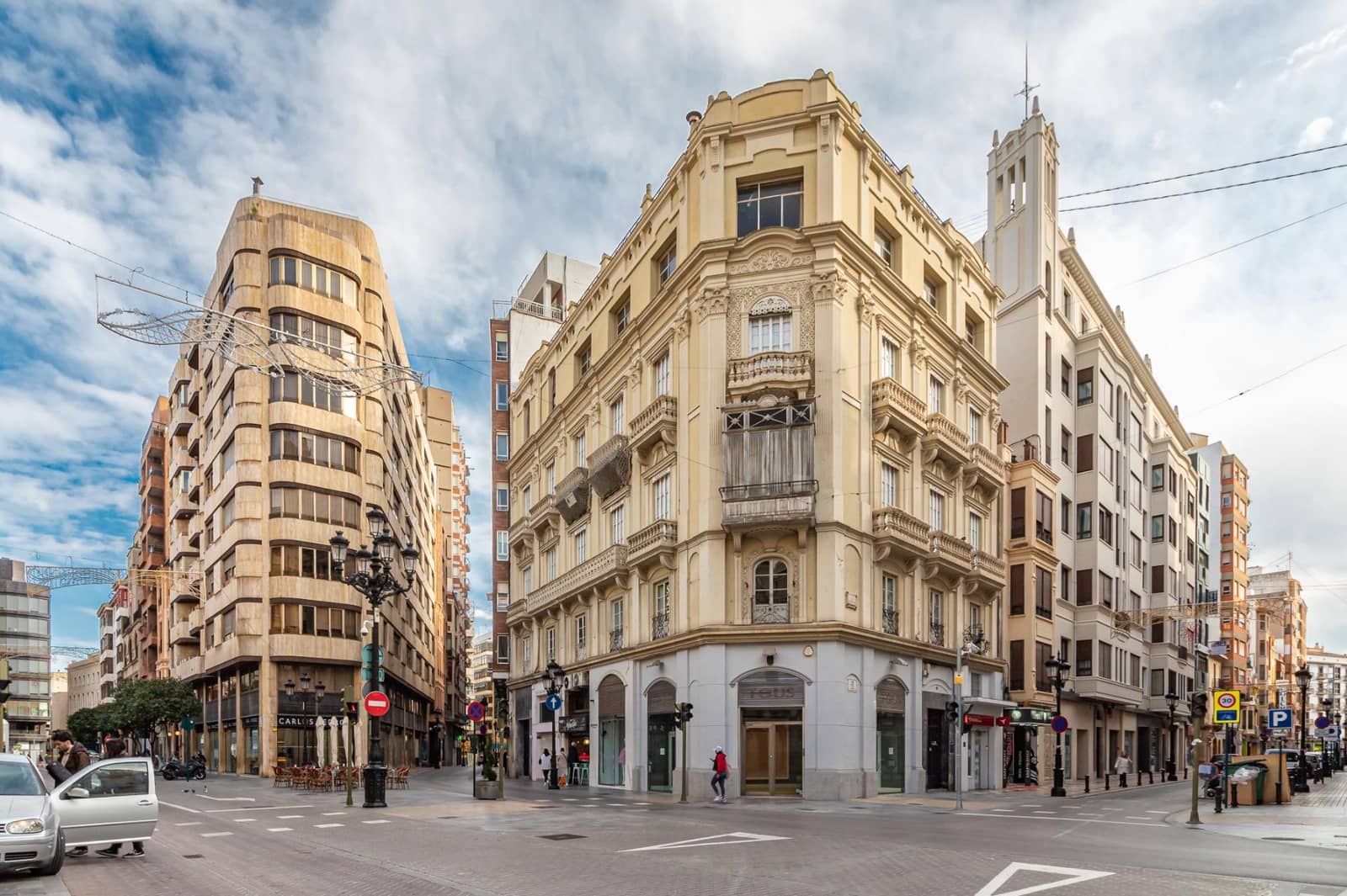 Komercyjne do wynajęcia w Castello de la Plana - 2 900 € (Ref: 7429899)