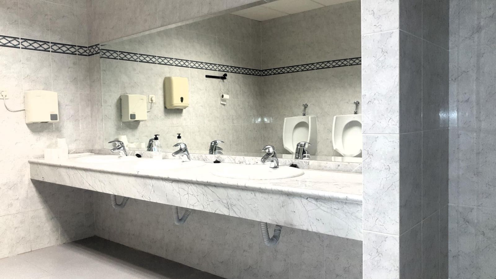 Commercieel te koop in Castello de la Plana - € 581.200 (Ref: 7804167)