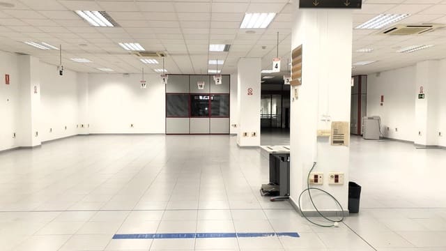 Kommersiell till salu i Este, Castelló de la Plana - 503 900 € (Ref: 7804167)