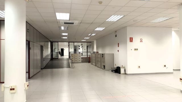 Kommersiell till salu i Este, Castelló de la Plana - 503 900 € (Ref: 7804167)