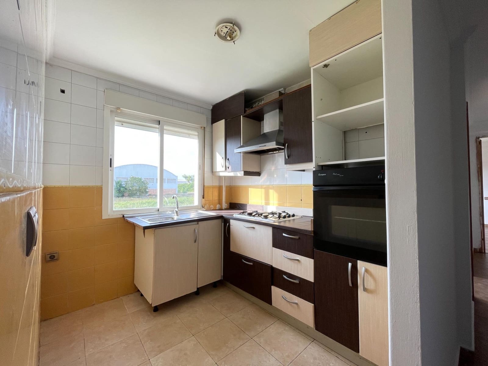 3 sypialnia Mieszkanie na sprzedaż w Castello de la Plana - 48 438 € (Ref: 7901676)