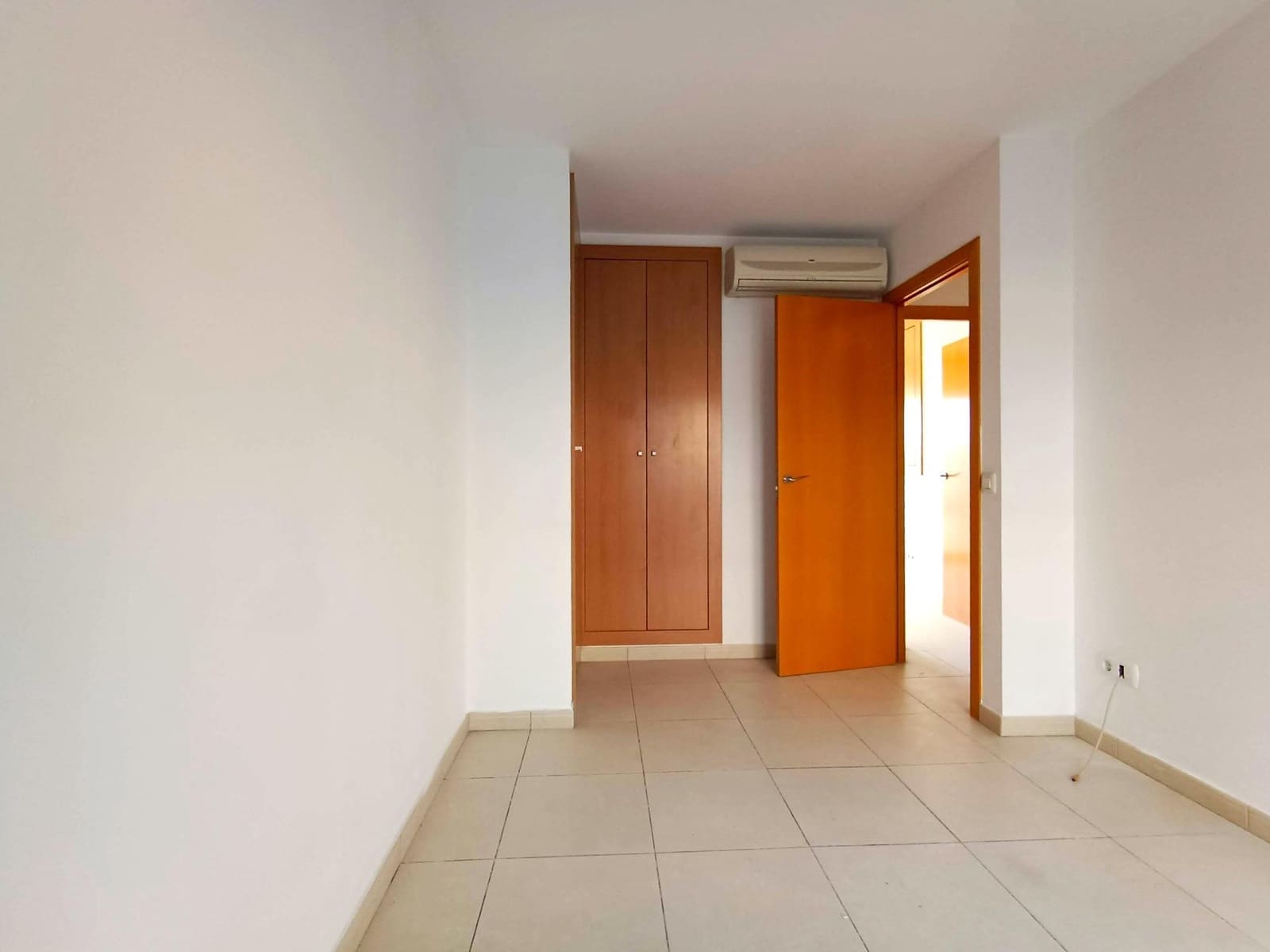 2 bedroom Terraced Villa for sale in Oropesa with pool garage € 129,000 (Ref 7976096)