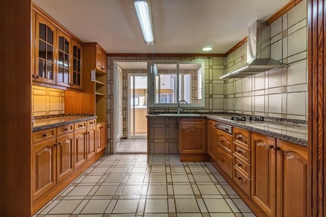 6 chambre Penthouse à vendre à Centro, Castelló de la Plana - 420 000 € (Ref: 8074429)