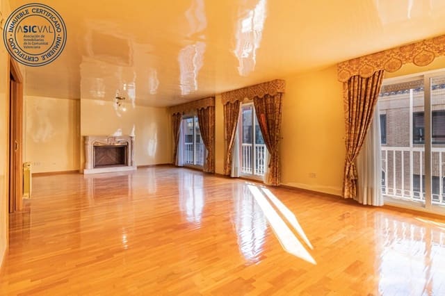 6 Zimmer Penthouse zu verkaufen in Centro, Castelló de la Plana - 465.000 € (Ref: 8074429)